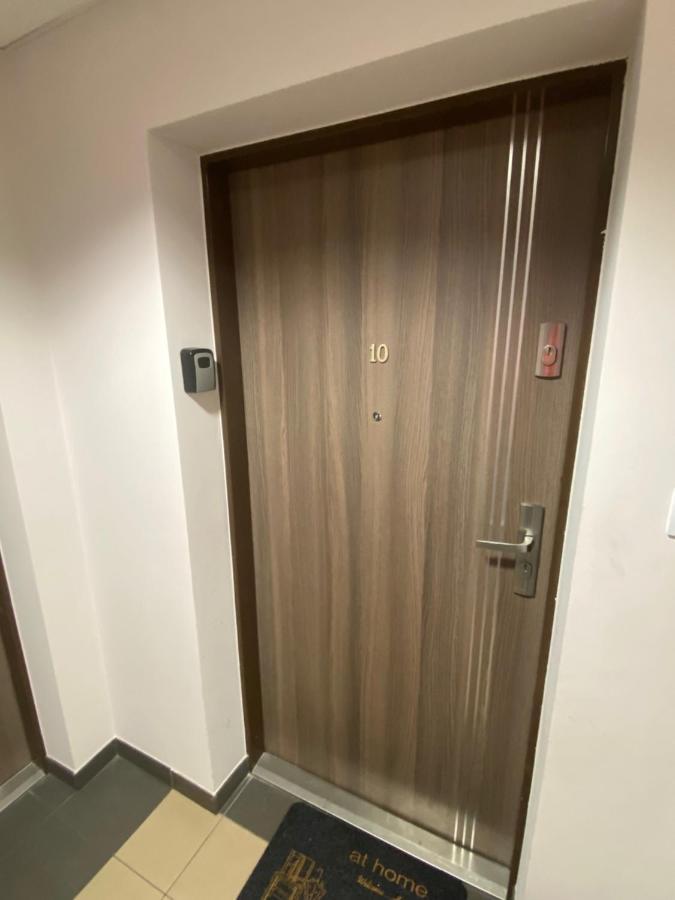 Apartament Nice Stay ลูบิน ภายนอก รูปภาพ